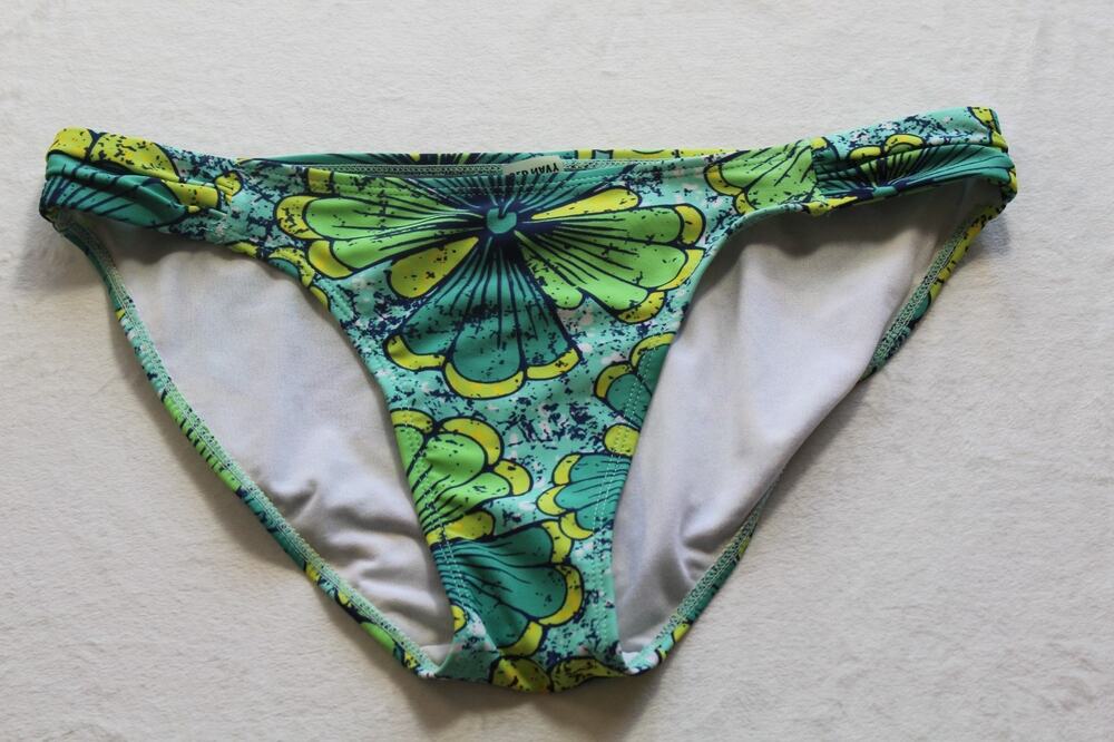 Women's Old Navy Hippie Floral Bikini Bottom Size M